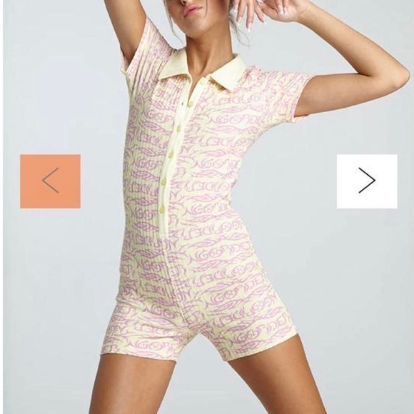 NWT Urban Outfitters x NGOrder Ribbed Romper Size 6 - Picture 1 of 7